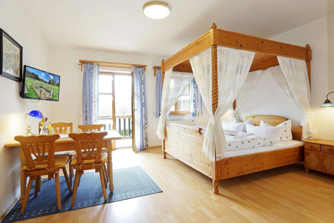 Feriengut Zum Fuerst'N Mit Aussenwhirlpool Und Sauna Eppenschlag ภายนอก รูปภาพ