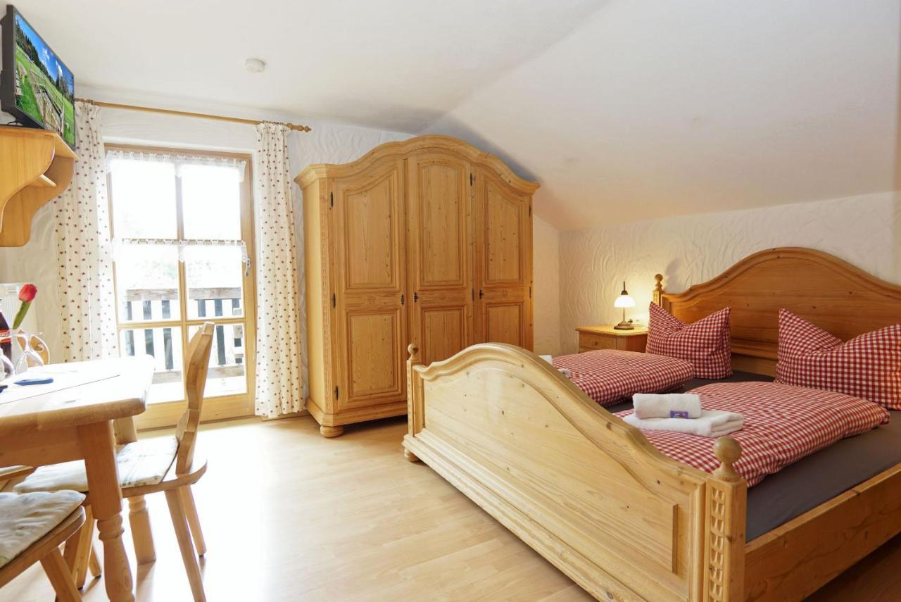 Feriengut Zum Fuerst'N Mit Aussenwhirlpool Und Sauna Eppenschlag ภายนอก รูปภาพ