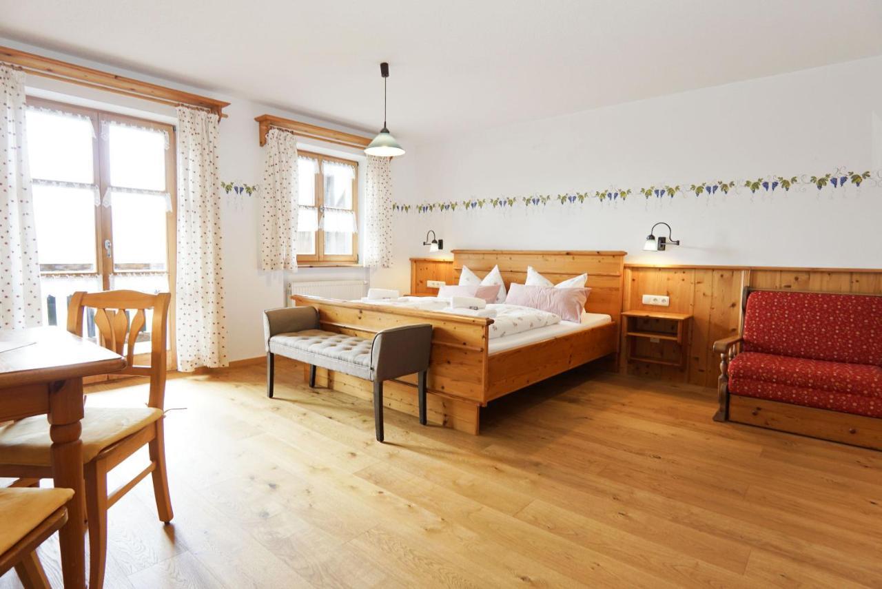 Feriengut Zum Fuerst'N Mit Aussenwhirlpool Und Sauna Eppenschlag ภายนอก รูปภาพ