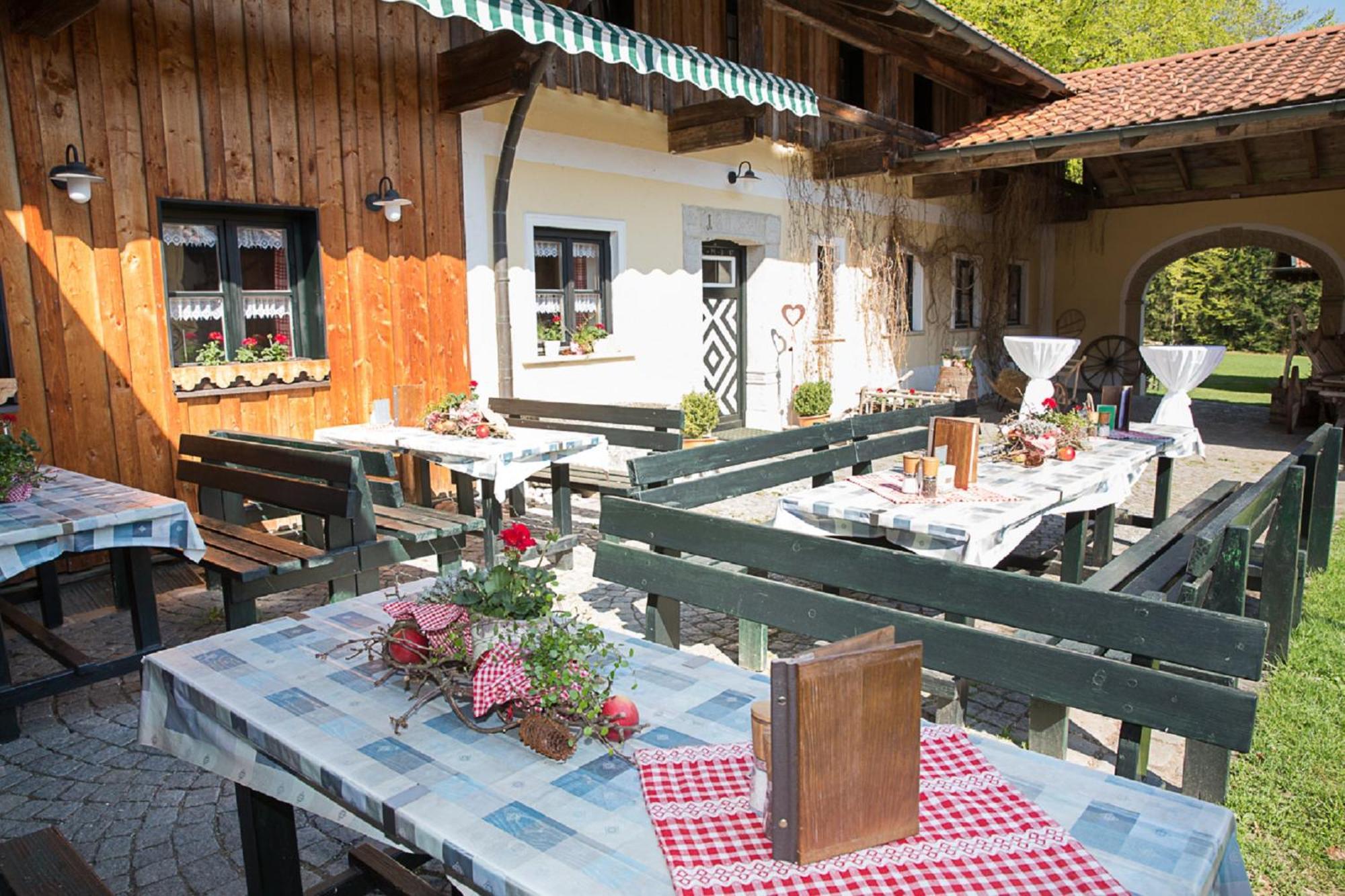 Feriengut Zum Fuerst'N Mit Aussenwhirlpool Und Sauna Eppenschlag ภายนอก รูปภาพ