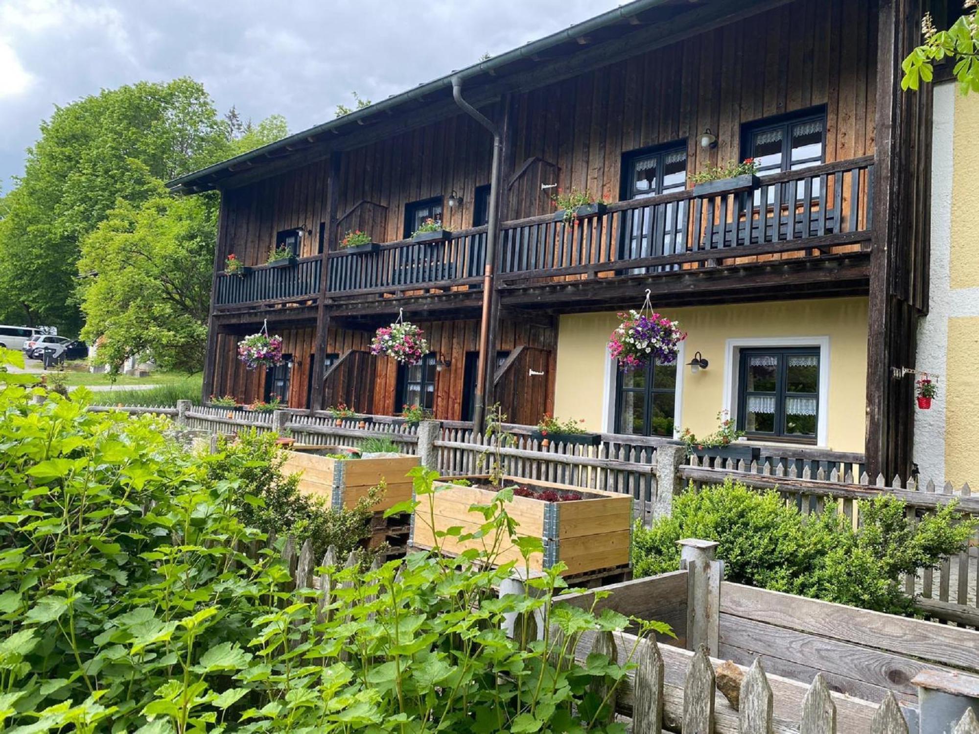 Feriengut Zum Fuerst'N Mit Aussenwhirlpool Und Sauna Eppenschlag ภายนอก รูปภาพ